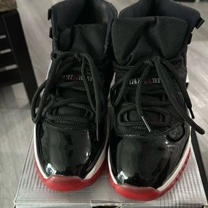 Jordan 11 Bred Retro